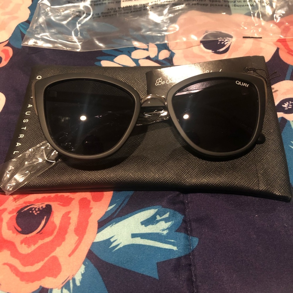 QUAY Sunglasses